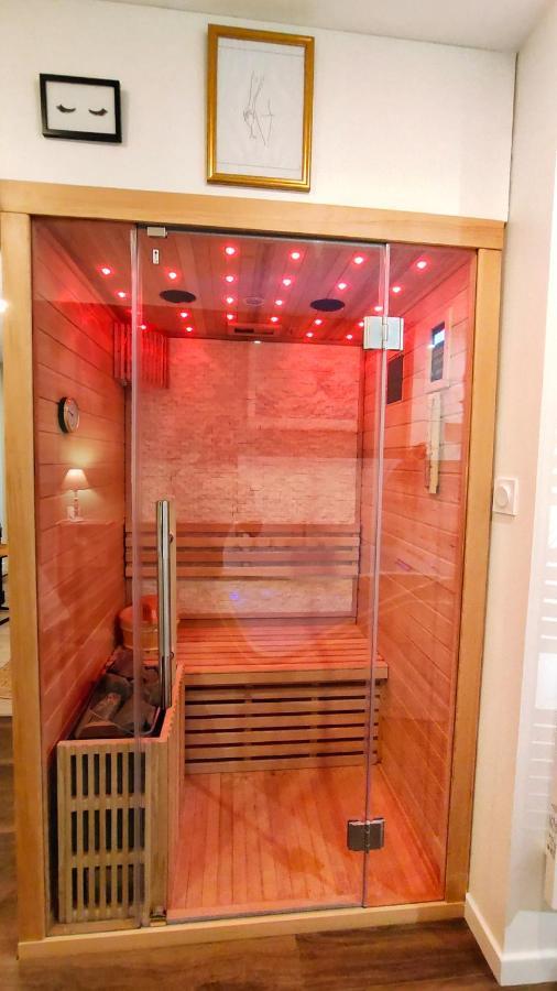 Votre Escale Jungle Sauna & Spa Ньор Экстерьер фото
