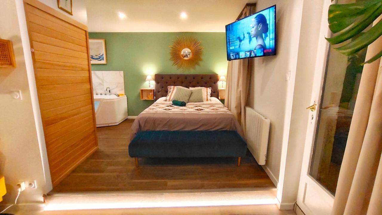 Votre Escale Jungle Sauna & Spa Ньор Экстерьер фото